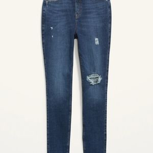 Old Navy Extra High-Waisted Rockstar 360 Stretch Super Skinny Ripped Jeans